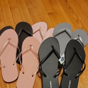Old Navy Assorted Flip Flops